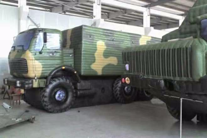 雅安大型军事车